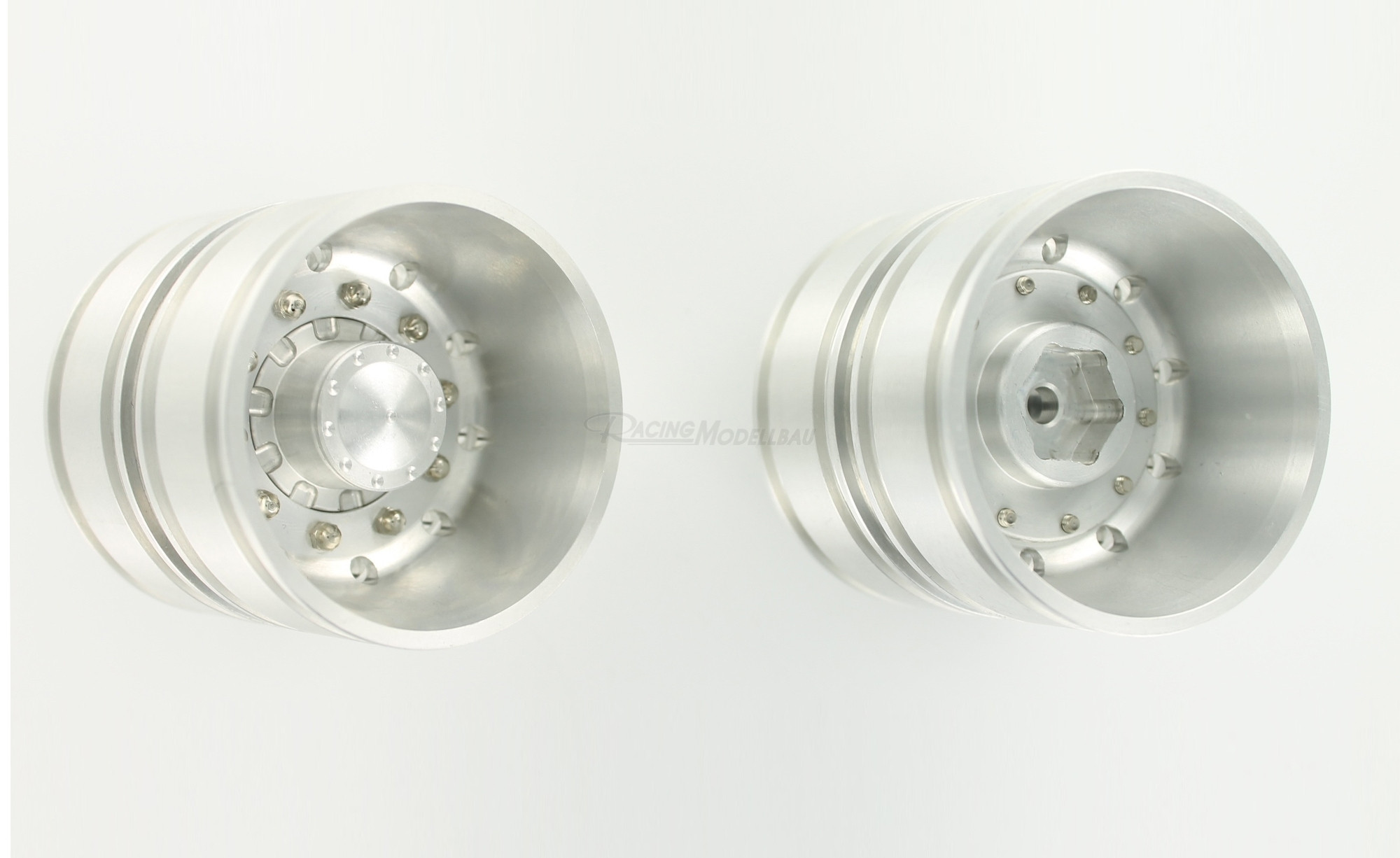 Alu Hinterradfelge rundloch (2) 1:14