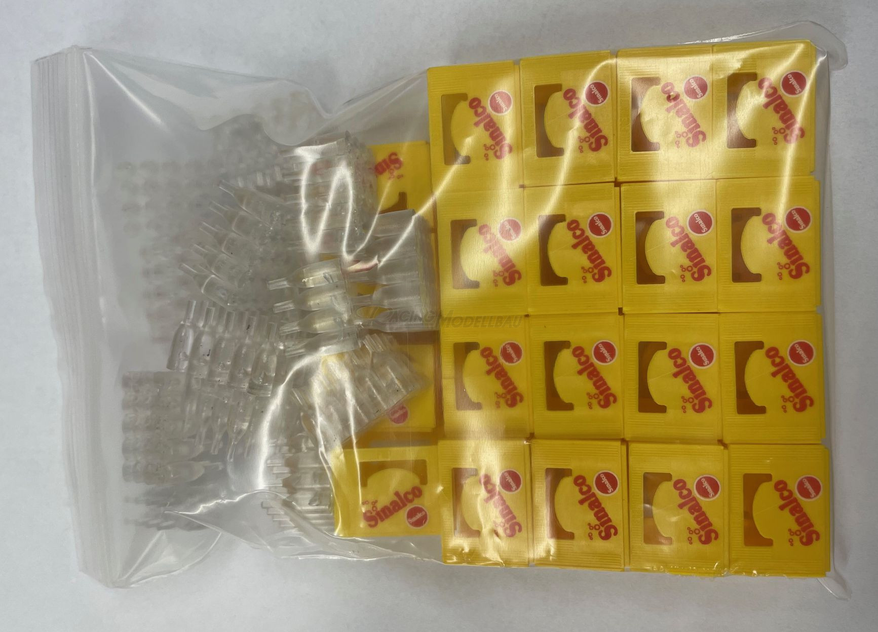 20 Limokisten Sinalco mit Flaschen
