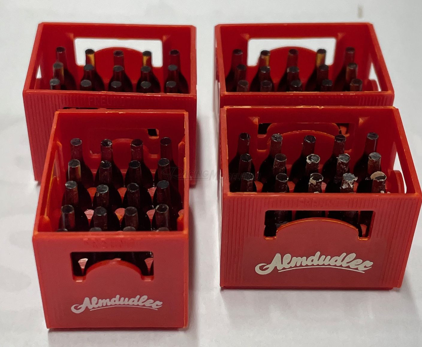 4 Limokisten Almdudler mit Flaschen