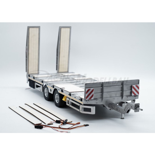 Tandem-Tieflader mit elektr. Rampen